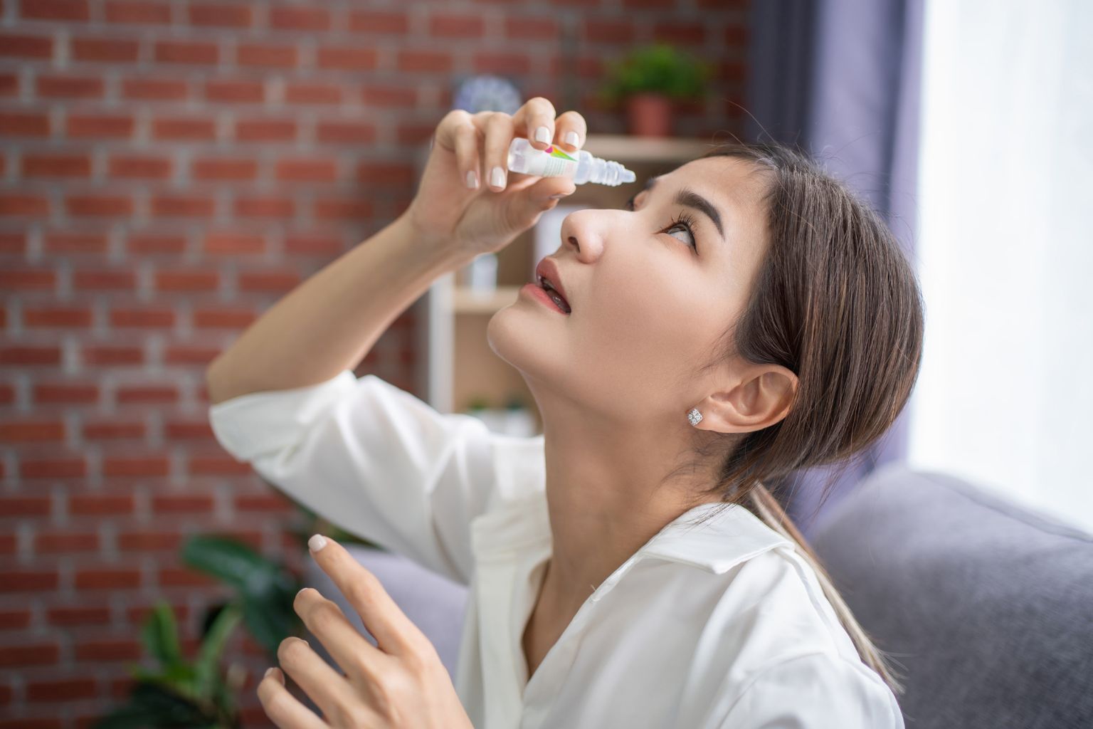 Mai pi occhi secchi e irritati, se con te c' Homeoptic