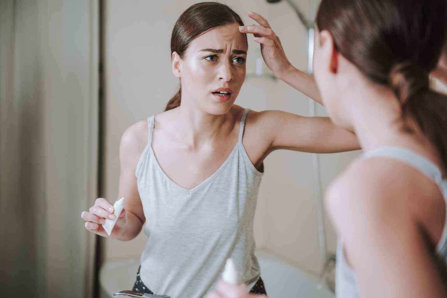 Come prenderti cura della pelle stressata: guida alla bellezza e alla salute cutanea