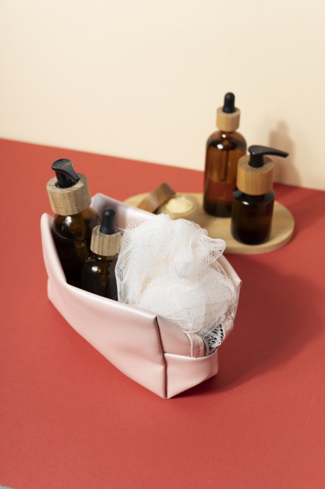 Kit Farmacia da Viaggio: Essenziali Sempre con Te